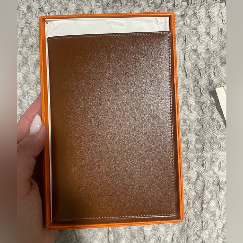 HERMES double folding 4x6 leather wallet with box NWOT